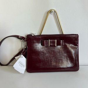 *NWT* Coach Wallet/Wristlet